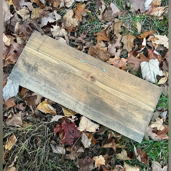 Beautiful Distressed Home Sign (Minnesota)
7” x 16” x 1”, Farmhouse Decor - Picture 3 of 9